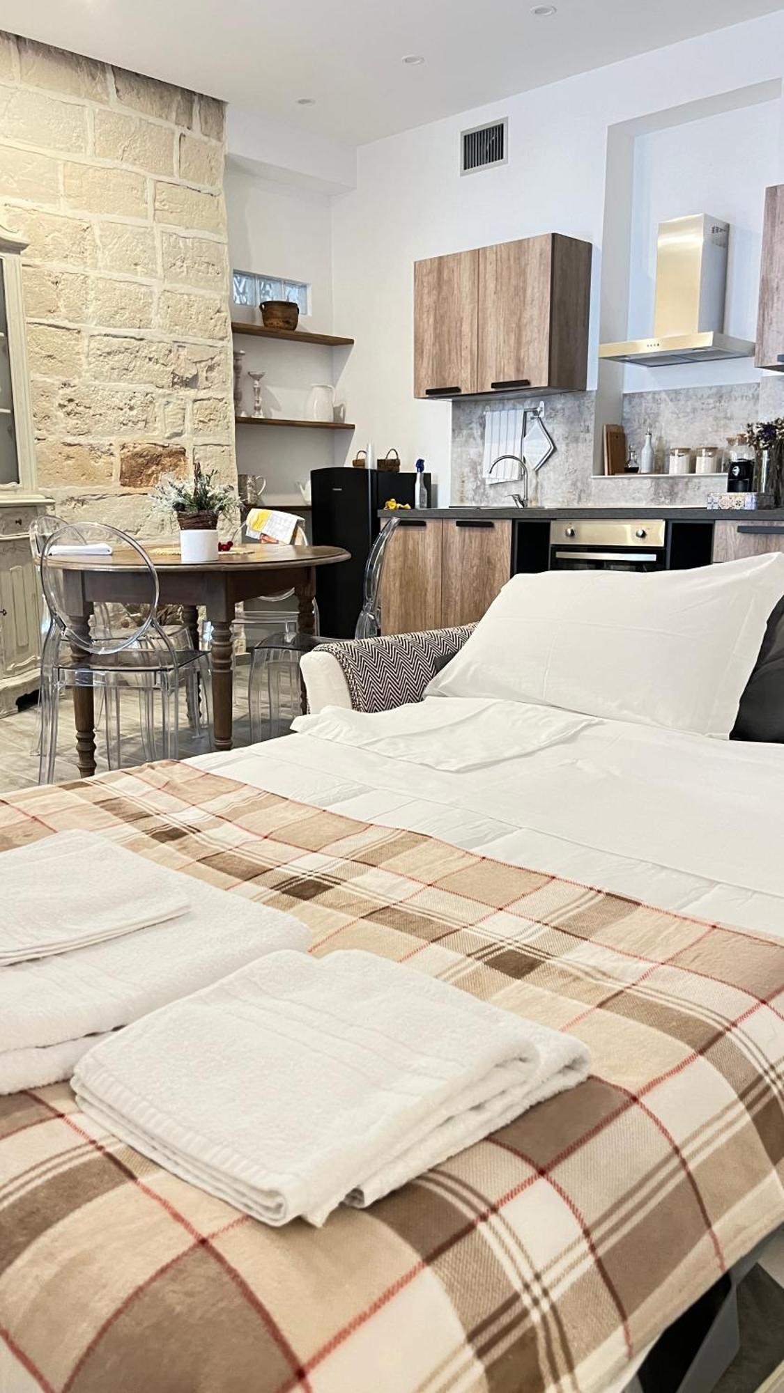 Dimora Donna Vitalia Apartments Trapani Exteriér fotografie