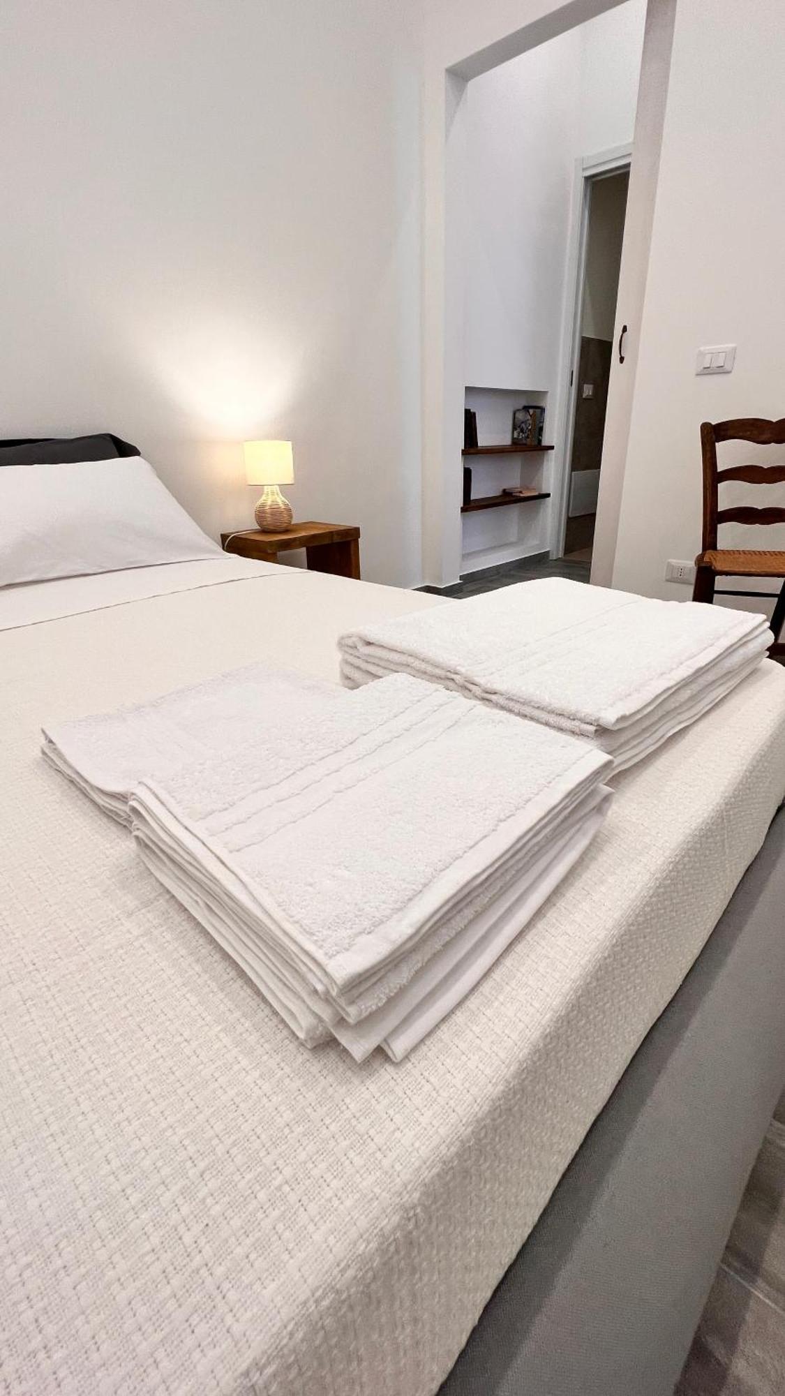 Dimora Donna Vitalia Apartments Trapani Exteriér fotografie