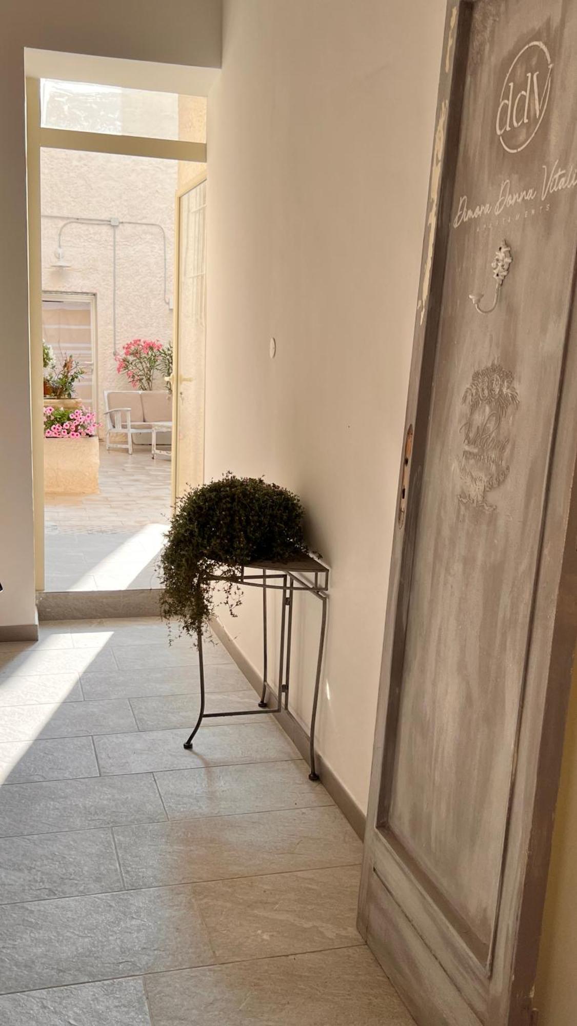 Dimora Donna Vitalia Apartments Trapani Exteriér fotografie